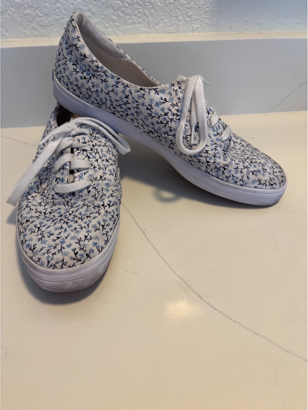 Keds Blue White Print Lace-Up Sneakers US 9